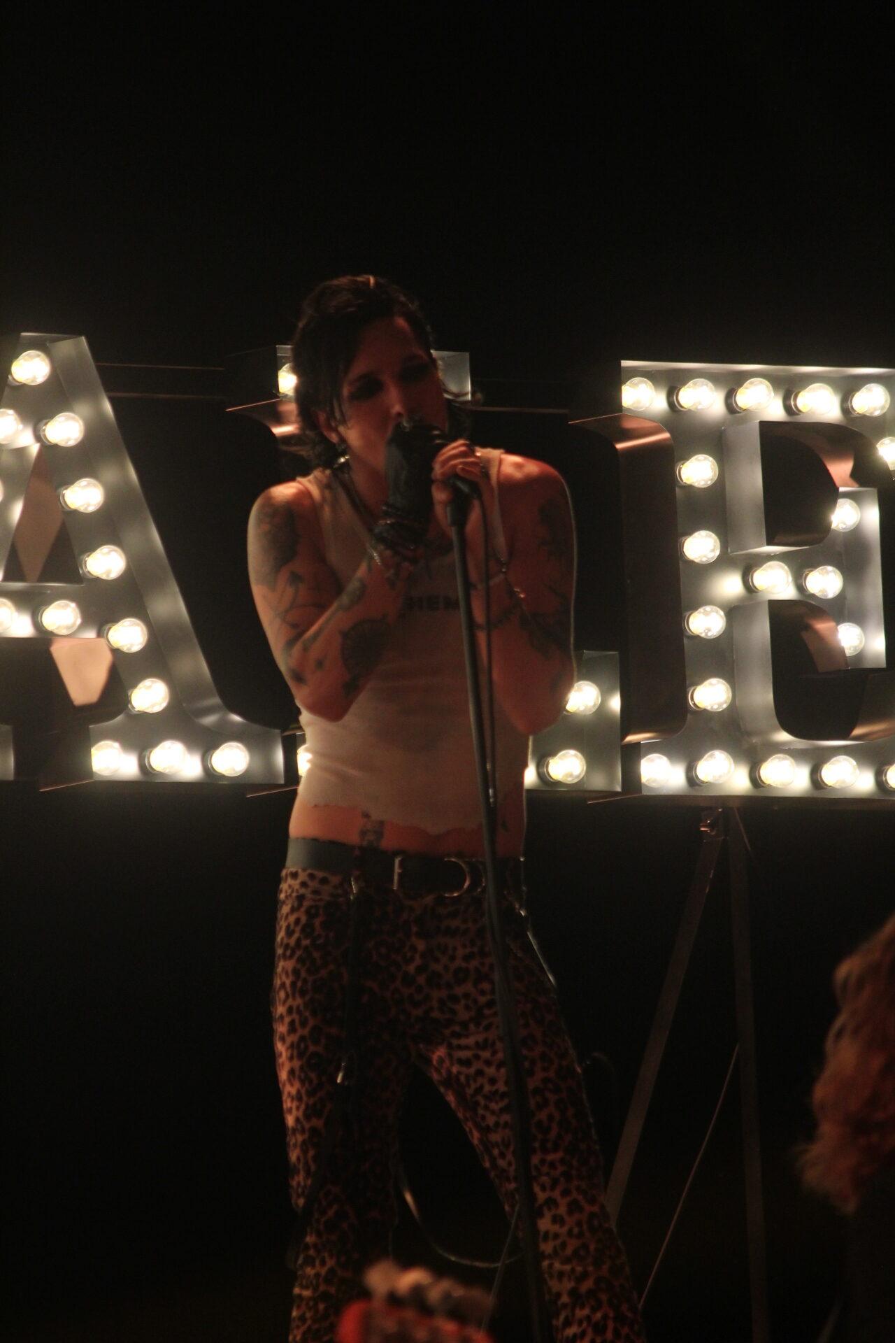 0EEA1F32-E61D-4618-806A-80A6856FF8A2